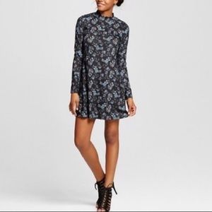 Long sleeved turtleneck floral print dress✨